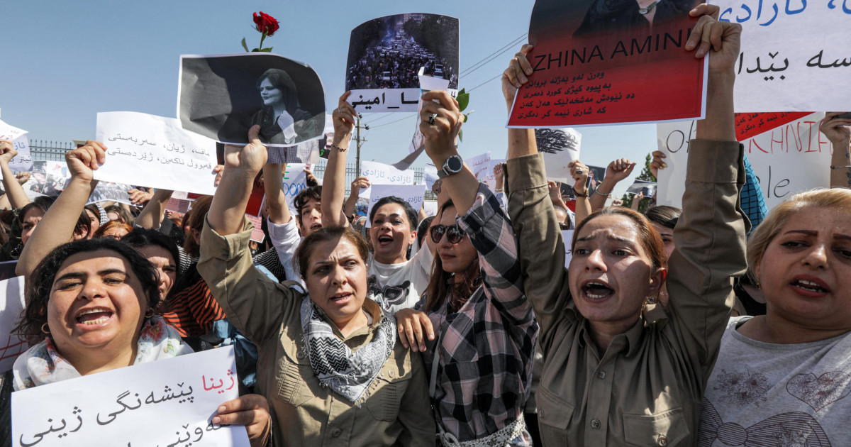 Las protestas contra los ayatolás no aflojan en Irán y el Ejército pide intervenir