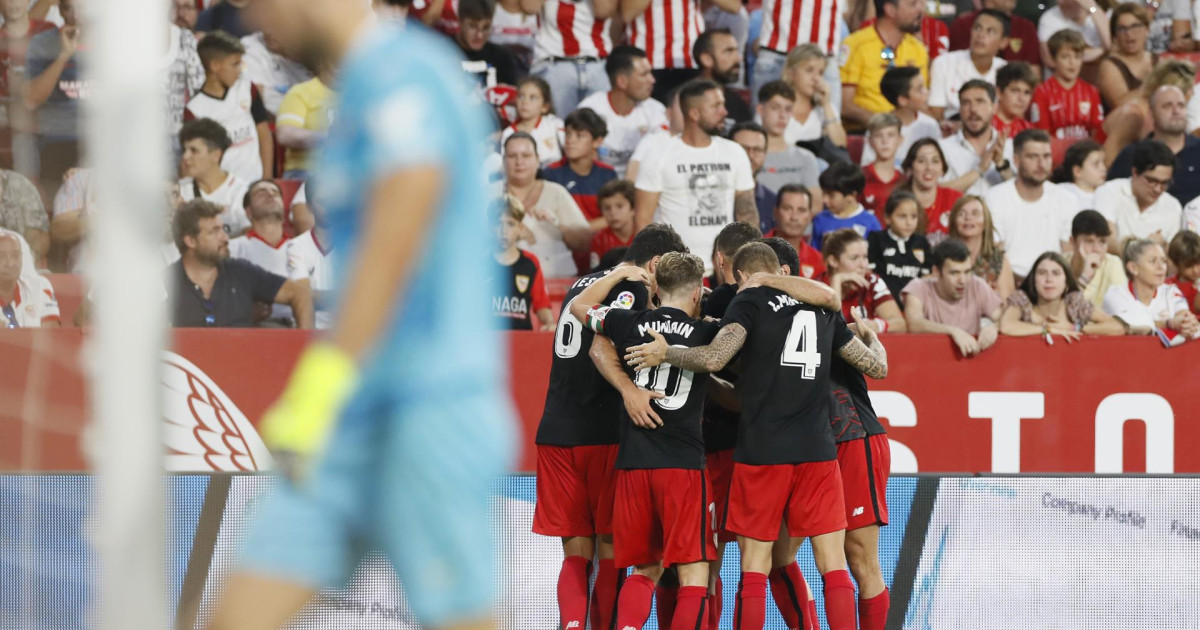 El Sevilla no reacciona y acabará la jornada en descenso