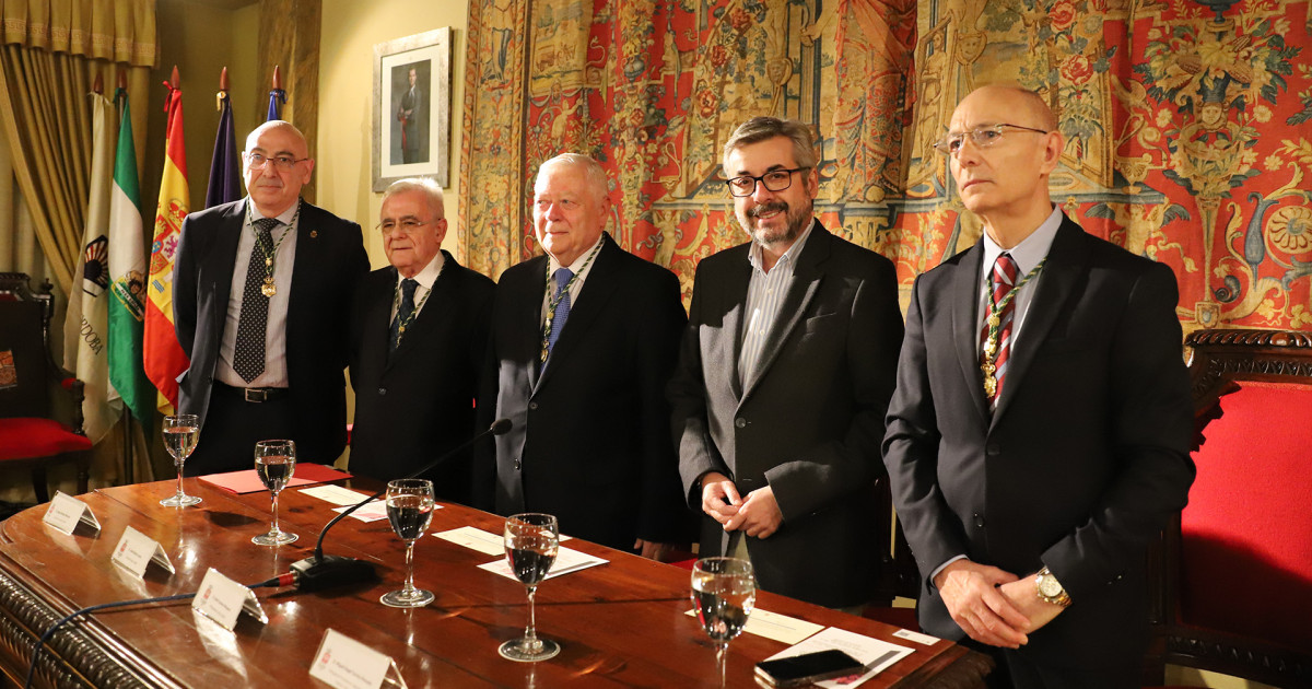 Entrega de galardones con motivo del primer centenario del BRAC