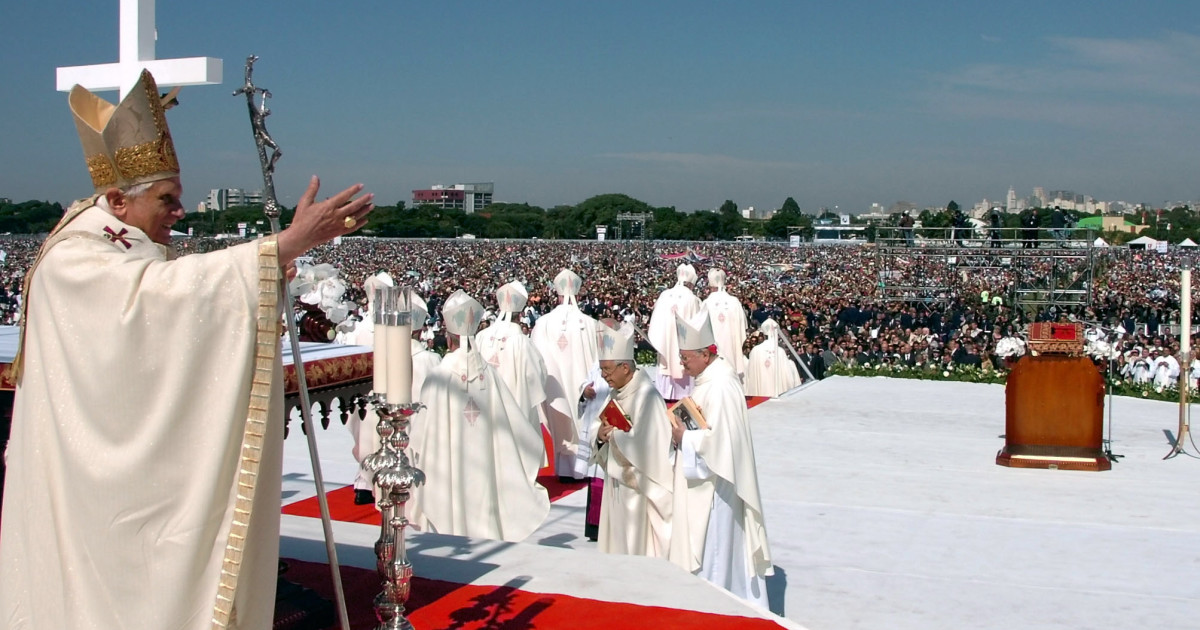Benedicto XVI y la teología de la liberación