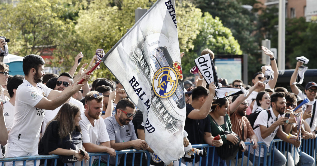 Así ha sido el recibimiento de la afición del Real Madrid al equipo ...