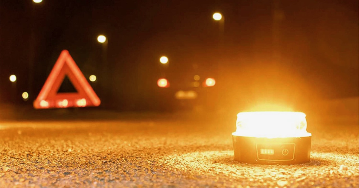 No sirve cualquiera: estas son las únicas luces de emergencia que valdrán  para tu coche