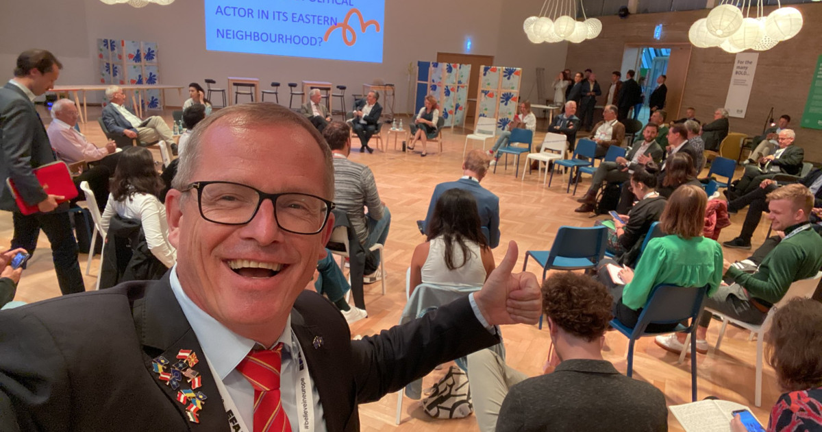 Presidente Comité Europeo ampliación OTAN: Desmembrar BRICS