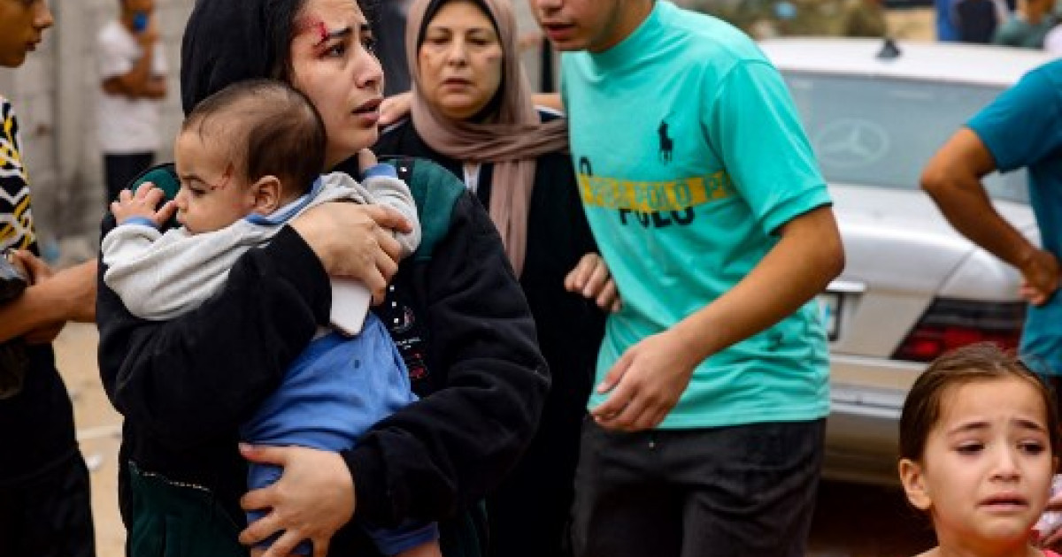 Miles de personas saquean los almacenes de la ONU en Gaza: «El orden ...