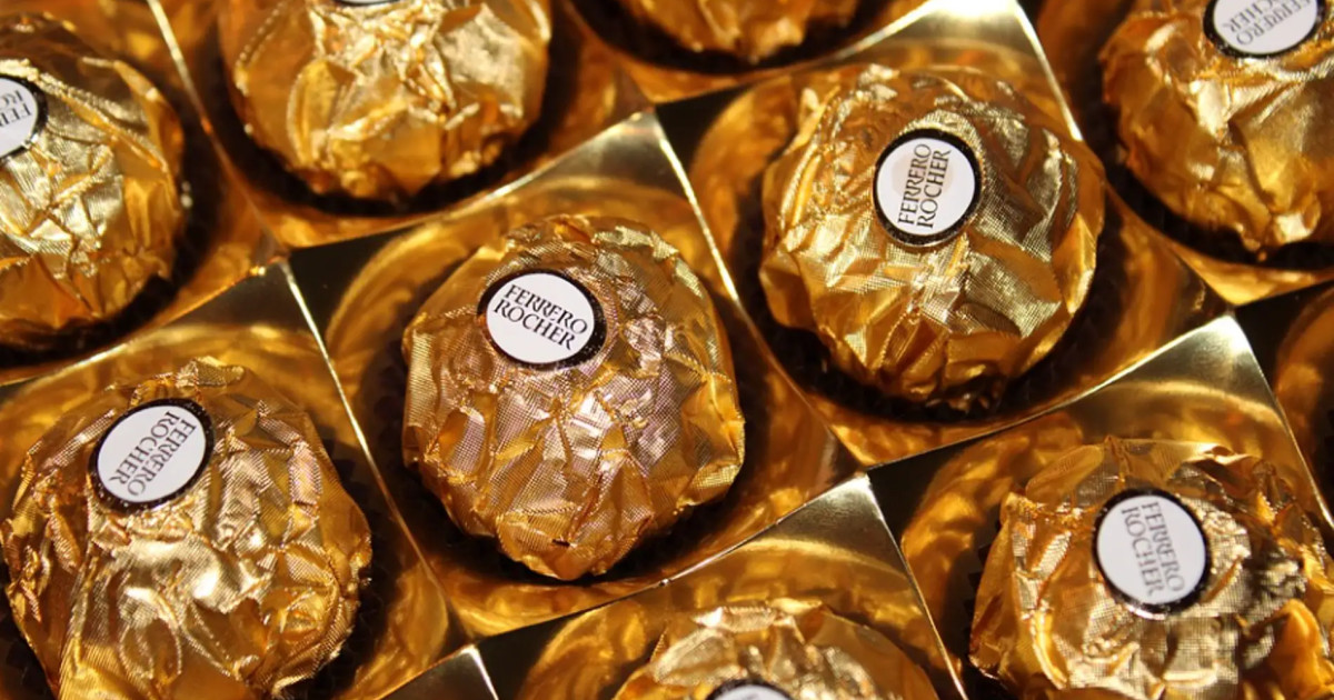La historia que une los famosos bombones Ferrero Rocher con la Virgen