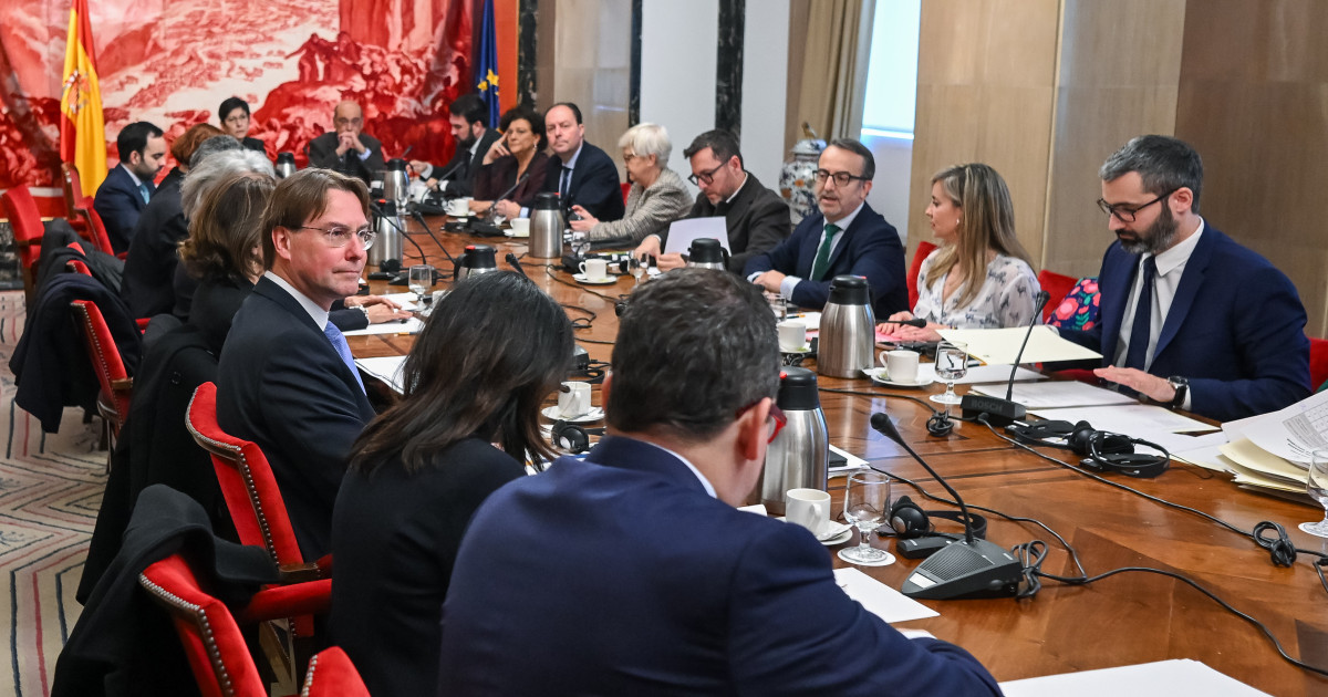 El PSOE, Junts y ERC rebajan el examen de la Comisión de Venecia a ...