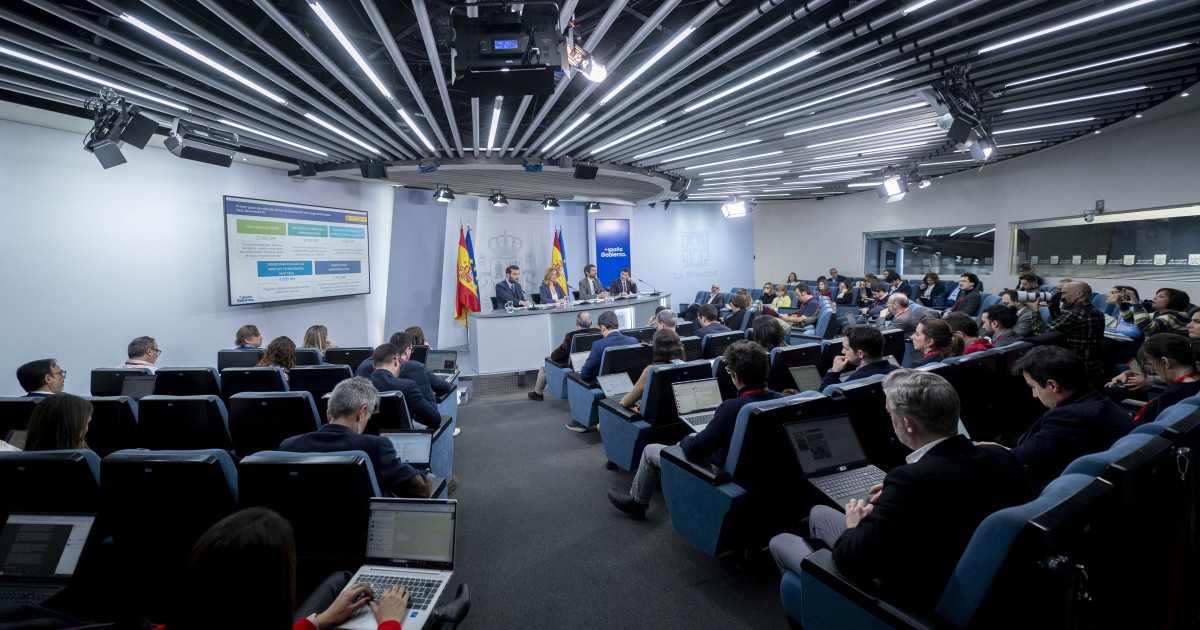 Rueda de prensa del Consejo de Ministros con el caso PSOE como telón de ...
