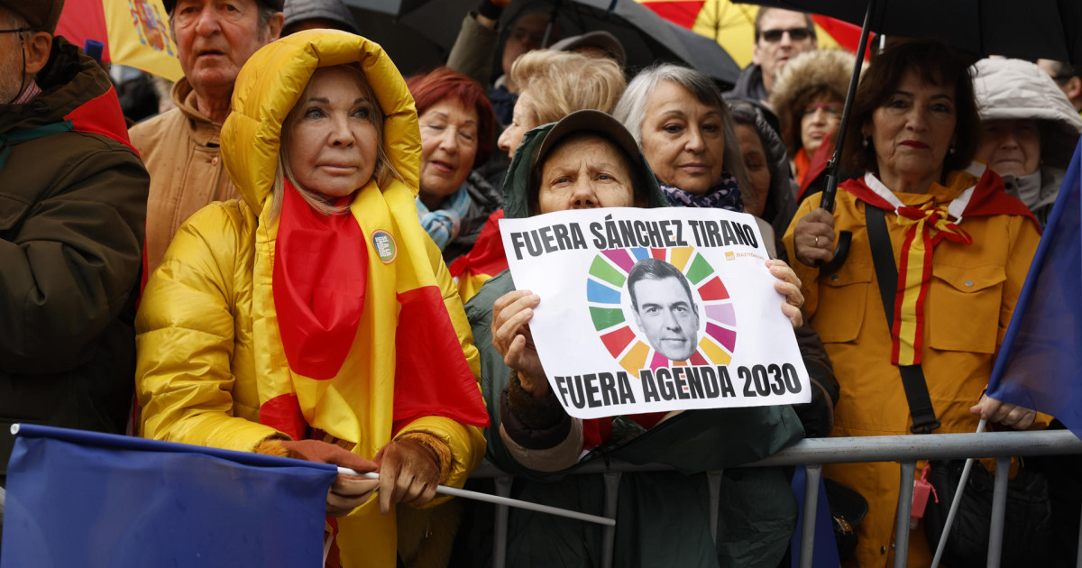 Las mejores imágenes de la protesta contra Sánchez