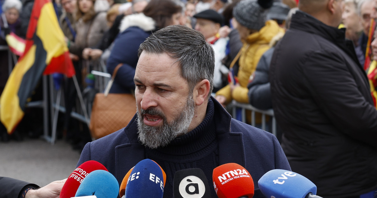 Santiago Abascal acude a la manifestación en contra de Sánchez y la ...