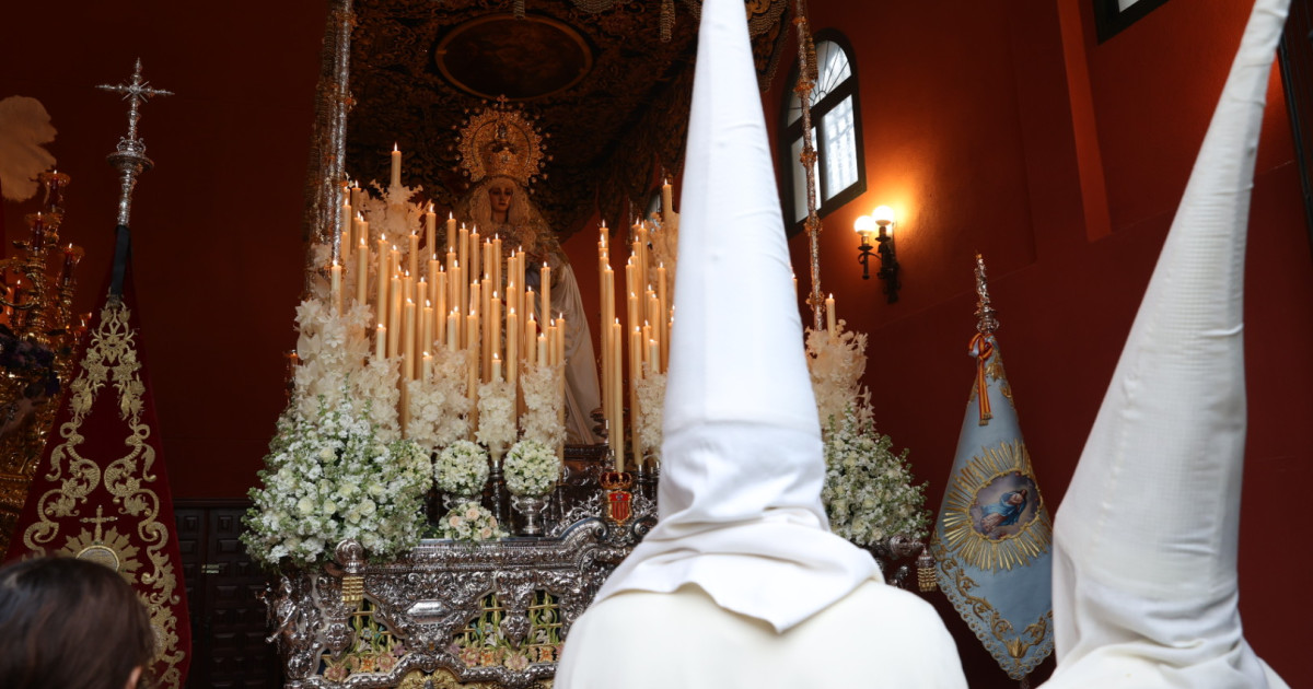 Las procesiones del Lunes Santo en la Catedral de Córdoba, en directo