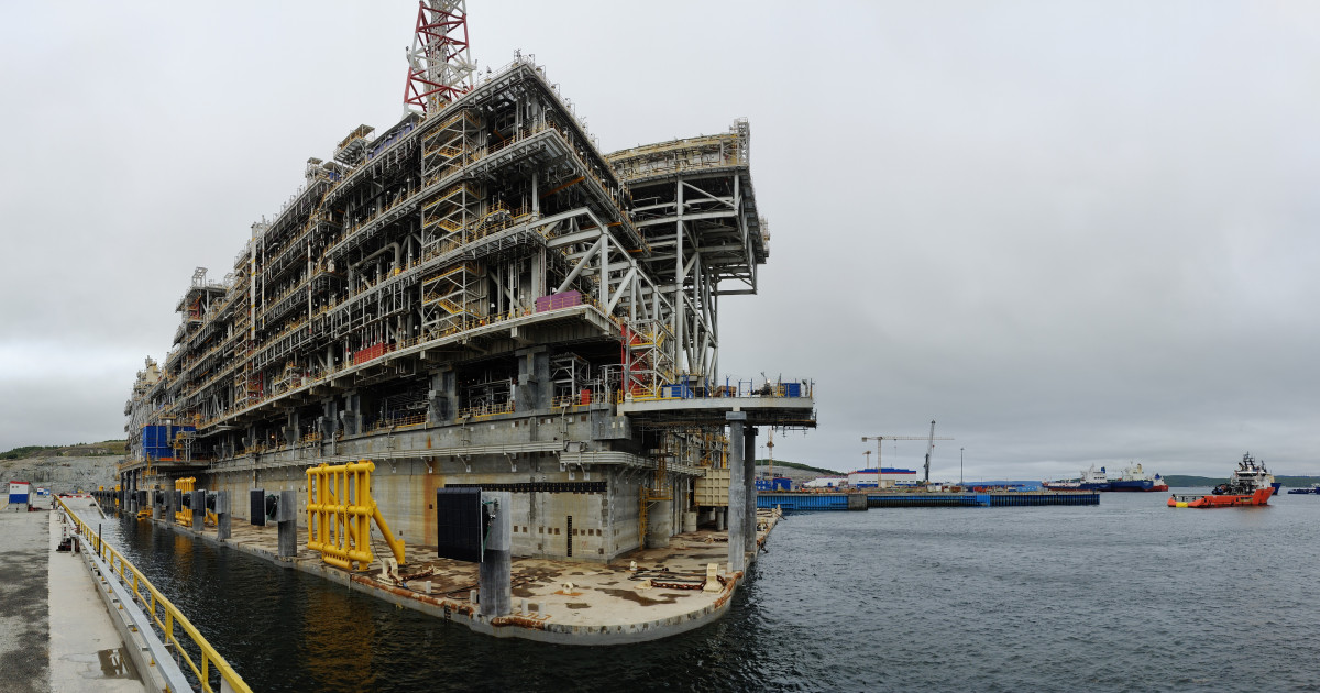 La UE aprueba las primeras sanciones contra el gas natural licuado ruso