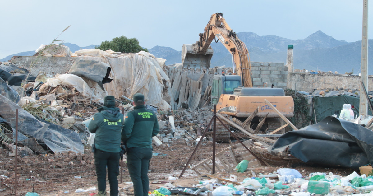 Desalojan Un Poblado Chabolista Con Cerca De 60 Inmigrantes En Níjar