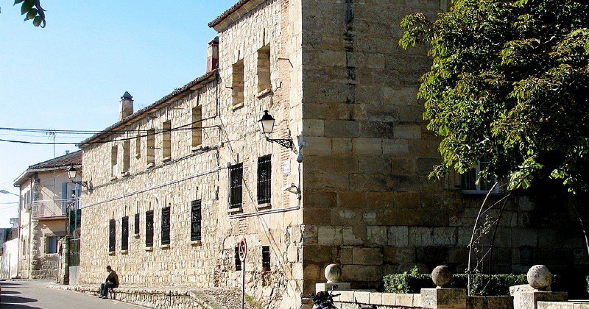 Cierra el cuartel de la Guardia Civil de Torrelaguna, en un palacio ...