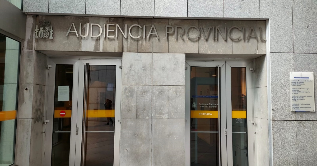 Una médico acusada de homicidio imprudente afirma que «volvería a ...