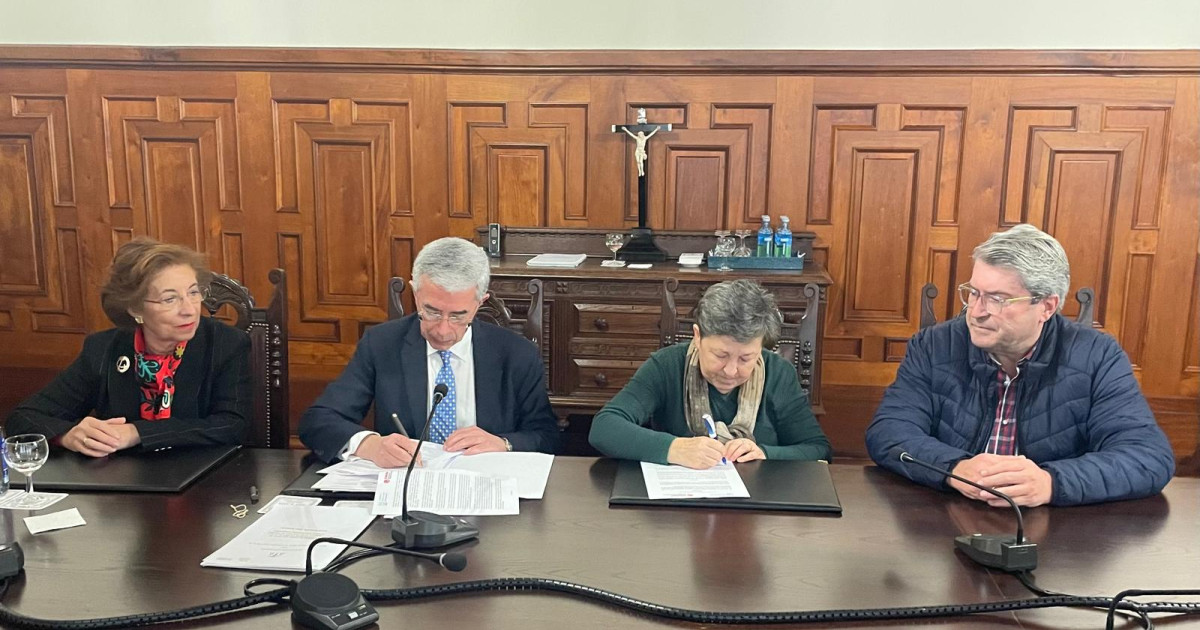 El Arzobispado de Santiago y Cáritas firman un acuerdo para mejorar y ...