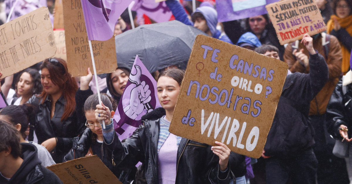 Manifestación del 8M apoyada por el PSOE, Podemos y Sumar por el Día de ...