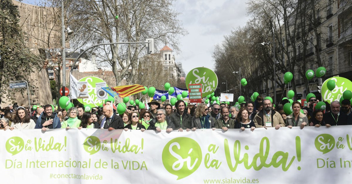 En directo: una marcha multitudinaria clama en defensa de la vida en el ...