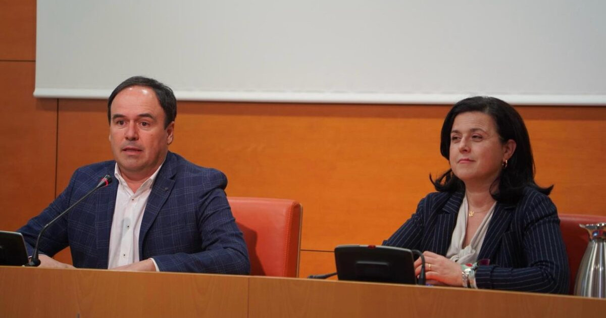 El PP le afea a Sánchez que hable con Puigdemont mientras se niega a ...