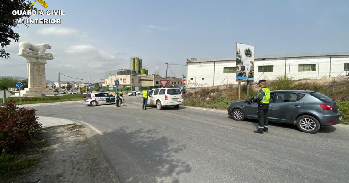 Un detenido en Baena por un robo con intimidación y cinco delitos de ...