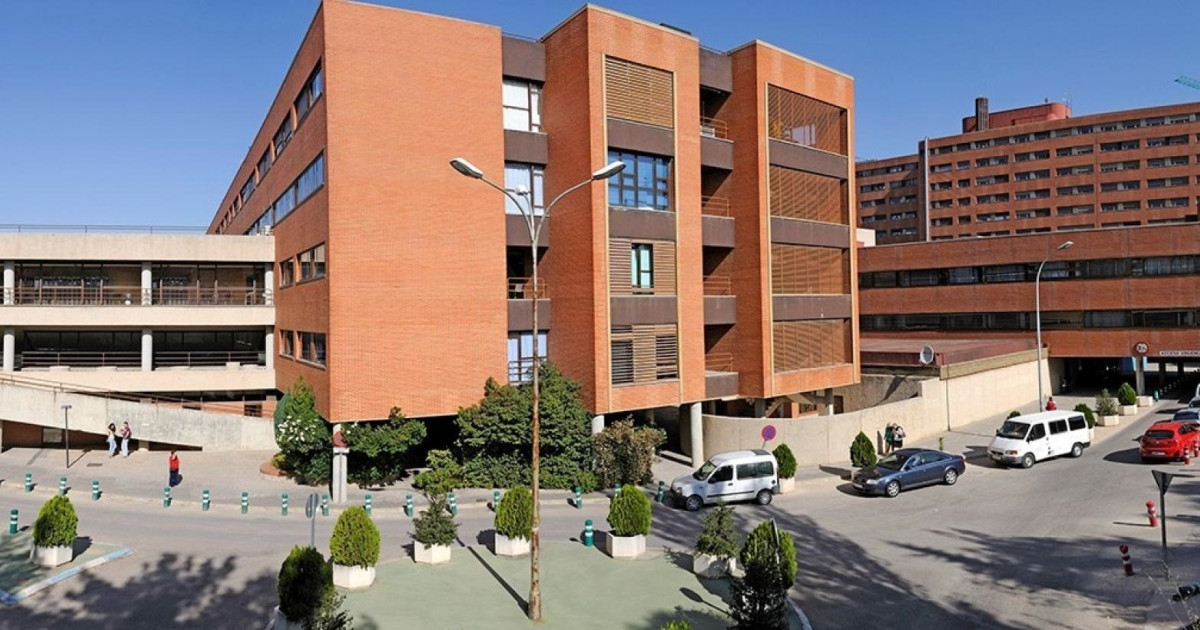 Un menor fallece en el hospital tras ser rescatado en la piscina de ...