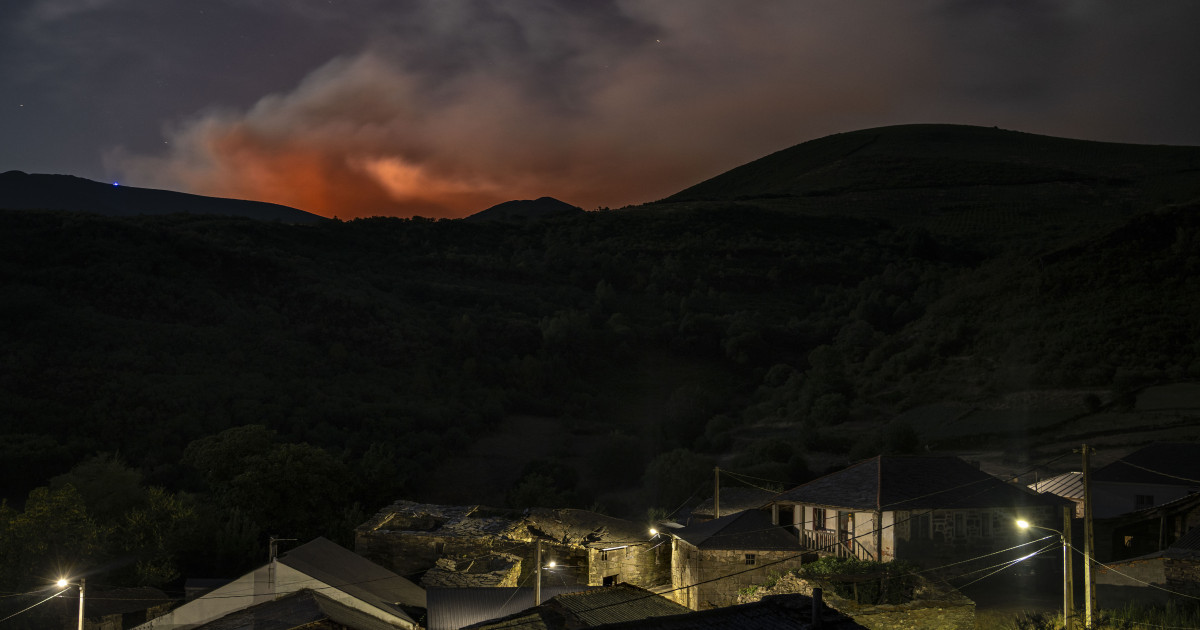 Las imágenes de la devastación de la ola de incendios en Galicia