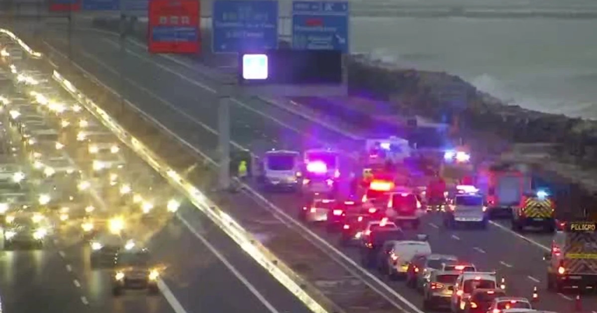 Atropello mortal en Valencia: un coche arrolla al conductor de otro ...