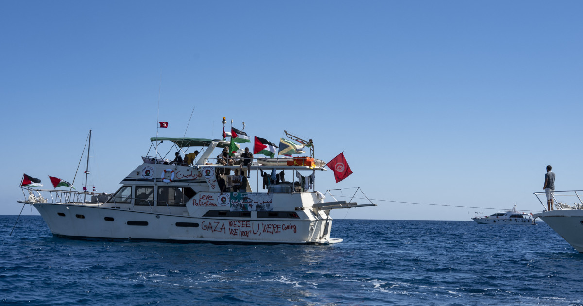 La imprudencia de la flotilla de Greta y Colau: ni esperan al buque Furor  ni escuchan los avisos de Meloni