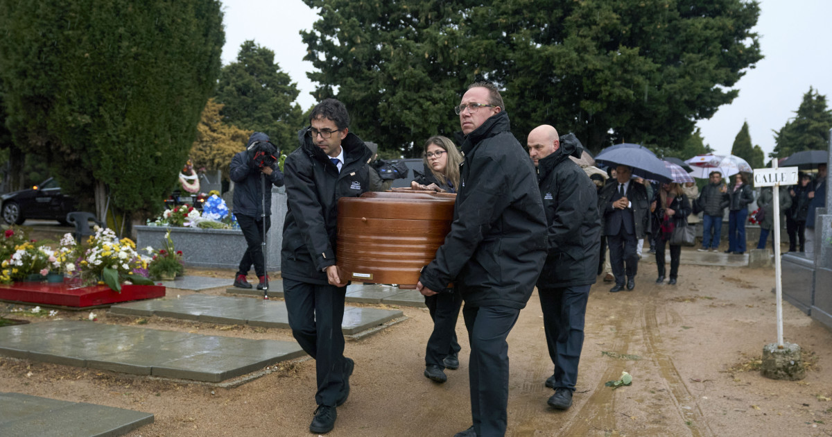 Último adiós a Encarnita Polo en un entierro muy íntimo en Ávila