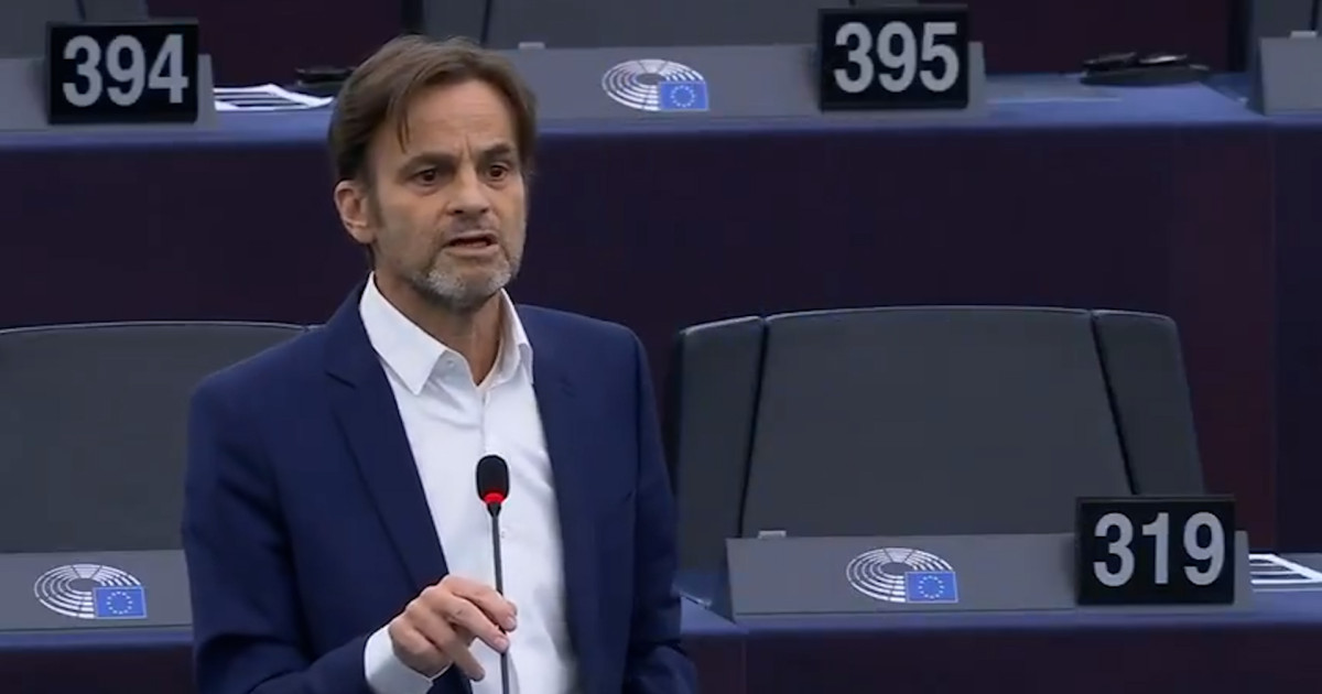 El diputado de Sumar Jaume Asens llama en el Parlamento Europeo ...