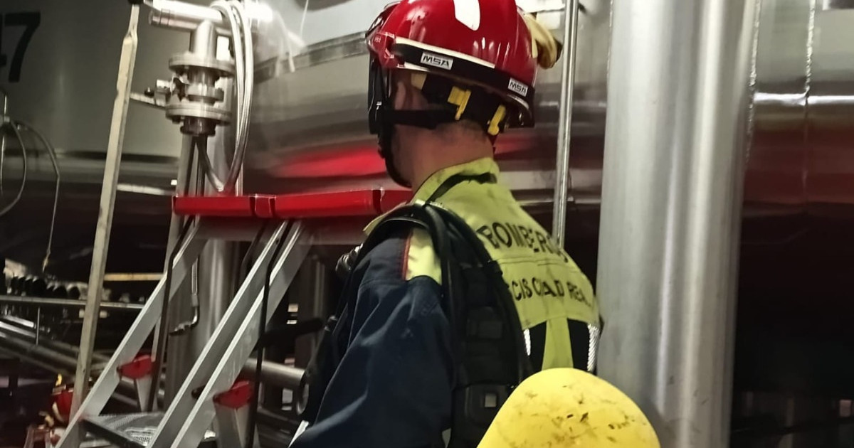 Muere un trabajador de 34 años tras caer a un depósito vacío en una ...