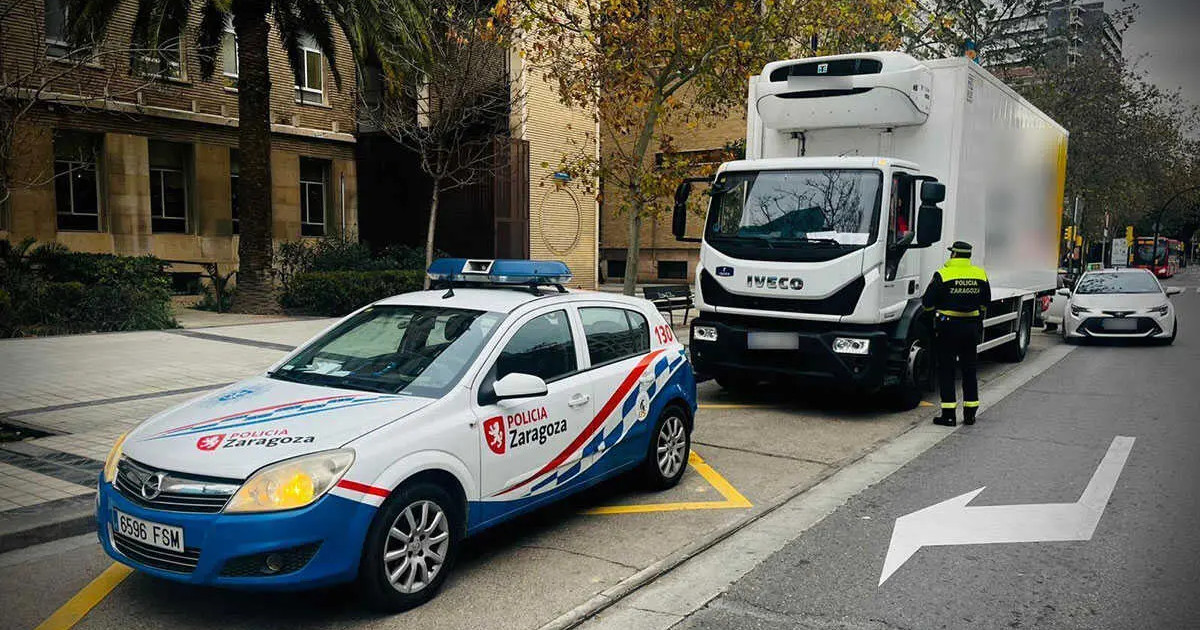 Detenido un camionero en Zaragoza que conducía drogado, sin lona y sin ...