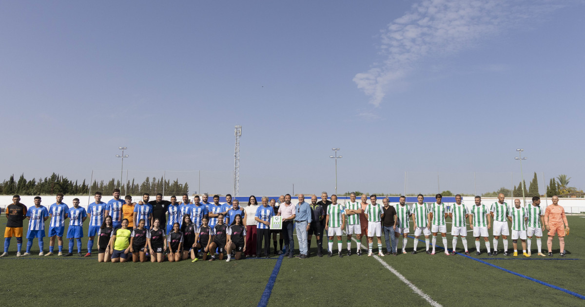 Ochavillo del Río cuenta ya con campo de fútbol de césped artificial