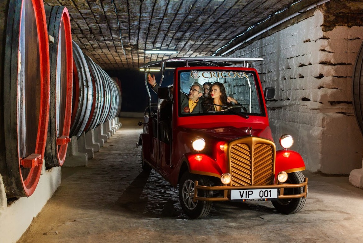 Moldavia impulsa más de 1.500 kilómetros de rutas del vino para atraer a los turistas españoles